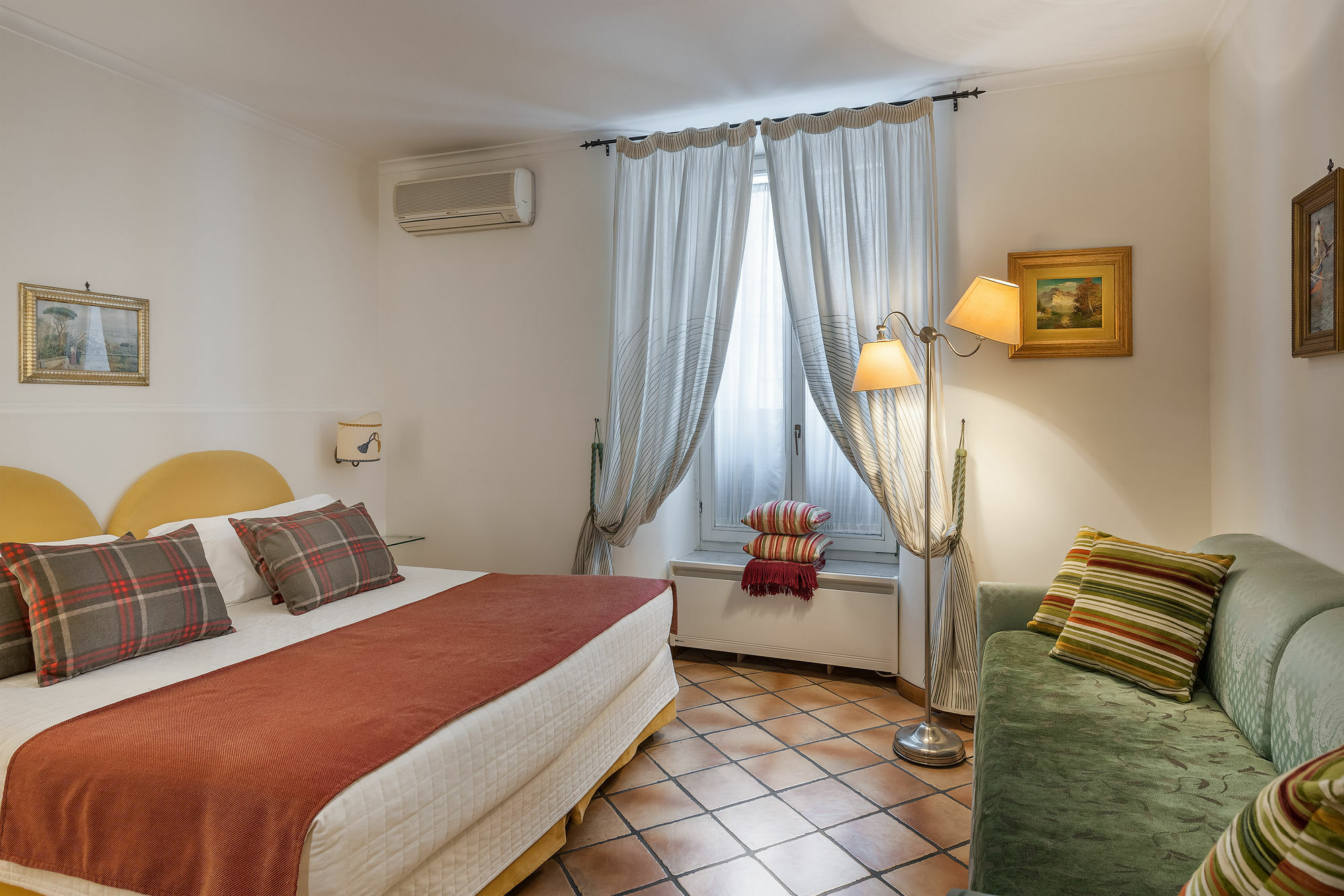 Bed and Breakfast Weekend A Napoli Екстер'єр фото